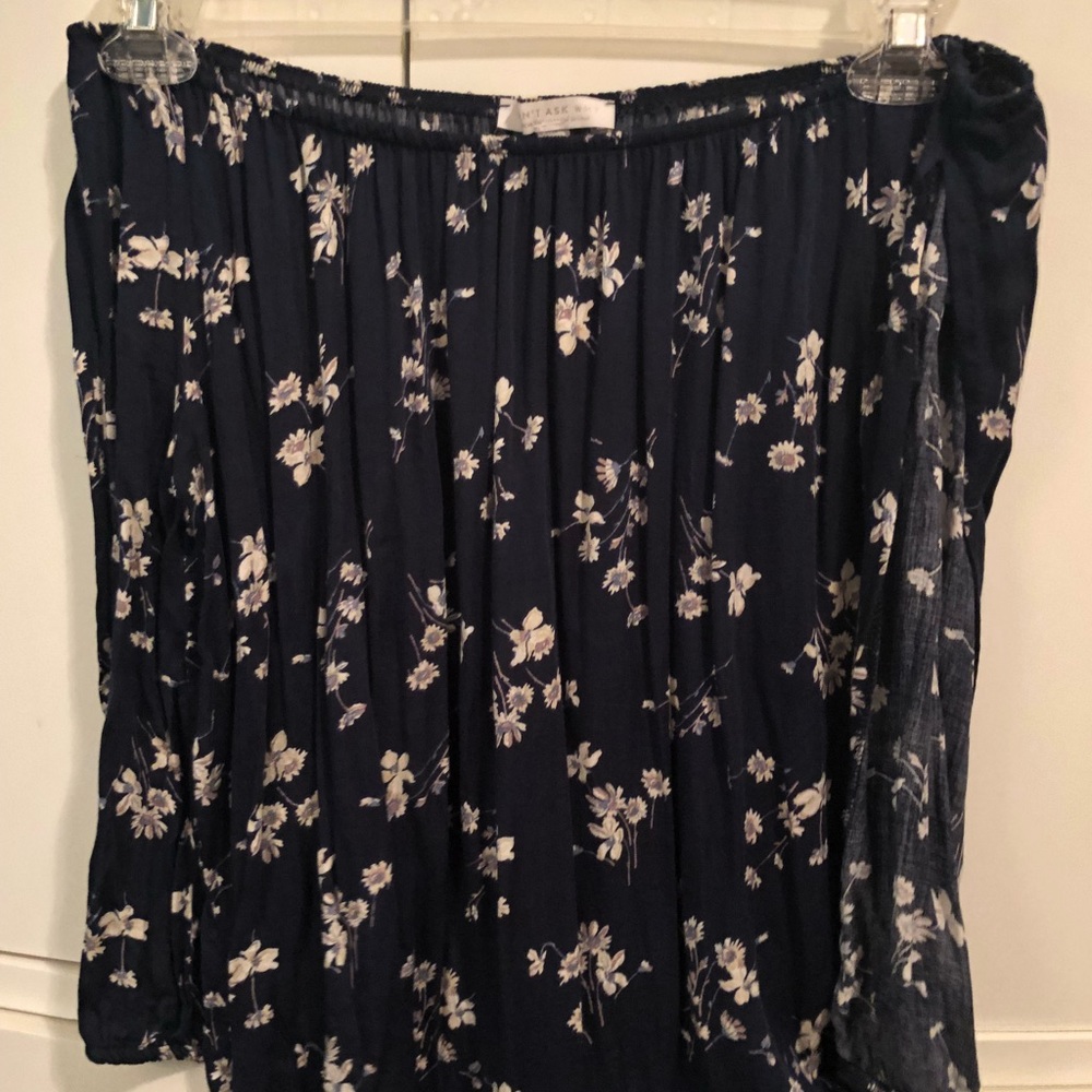 American eagle Off the shoulder floral top